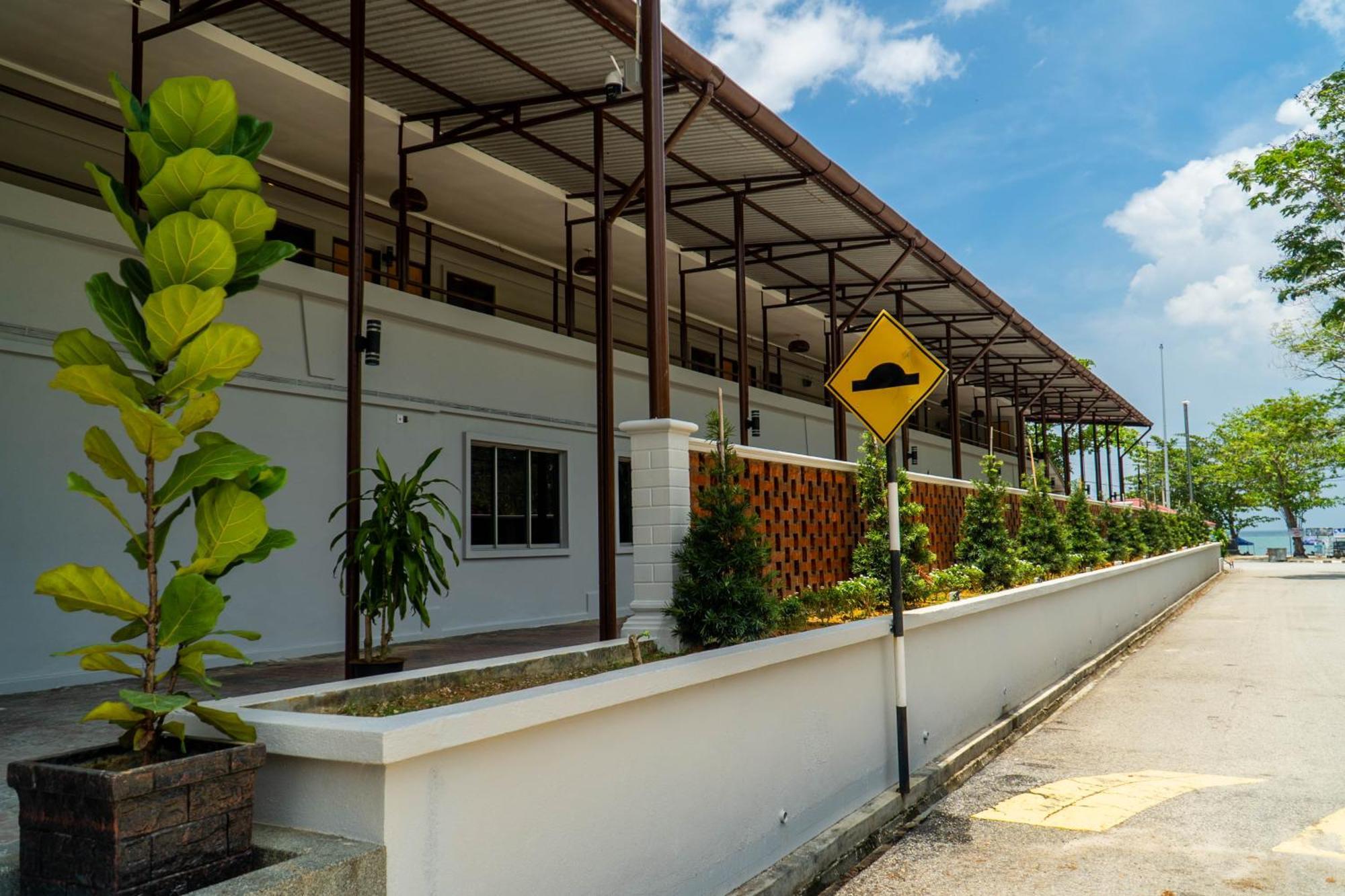 Mulyo Hotel Port Dickson Exterior photo